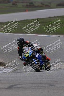 media/Nov-30-2025-TrackDaz (Sun) [[d8b22663df]]/A Group/Session 3 (Off Ramp)/